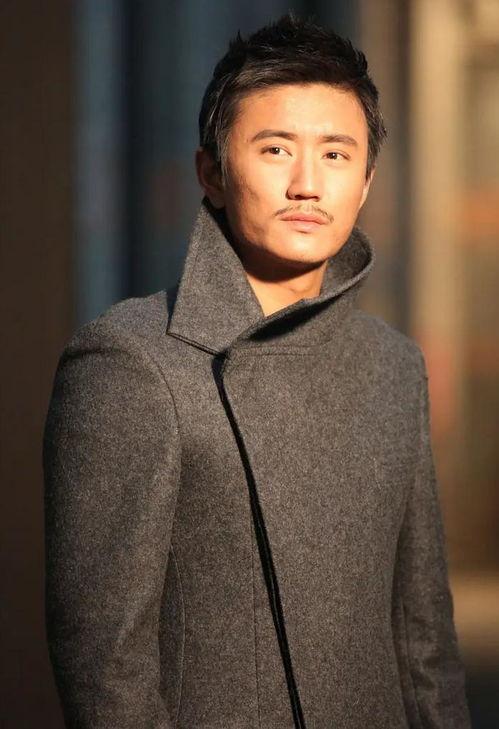 演员 叶静,光影交织，演绎人生百态